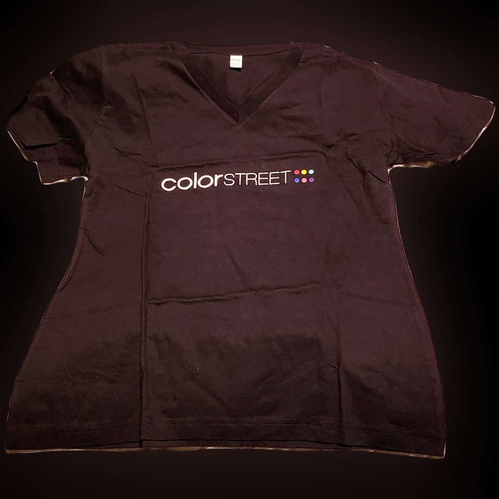 NWT WOMEN'S BLACK COLOR STREET LOGO T-SHIRT SIZE M!